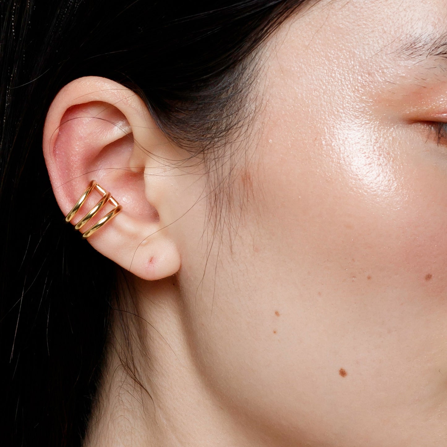 Tatjana Mono Earcuff Earring