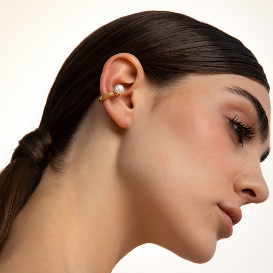 JUDITH - EARCUFF CON PERLA